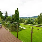 Penzion Beskid Rose & *