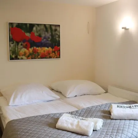 Konukevi Beskid Rose & *