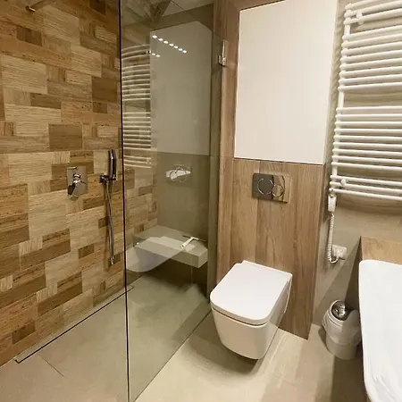 Beskid Rose & Konukevi *